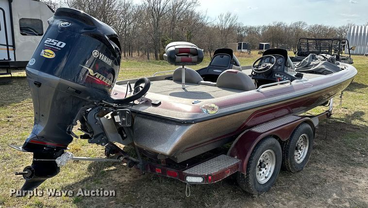 image for item OM9328 2004 Skeeter ZX250 boat