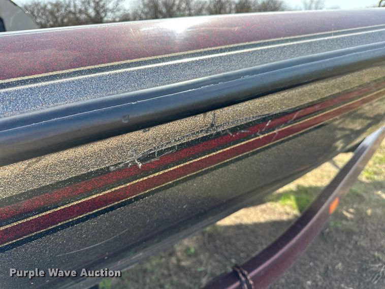 image for item OM9328 2004 Skeeter ZX250 boat