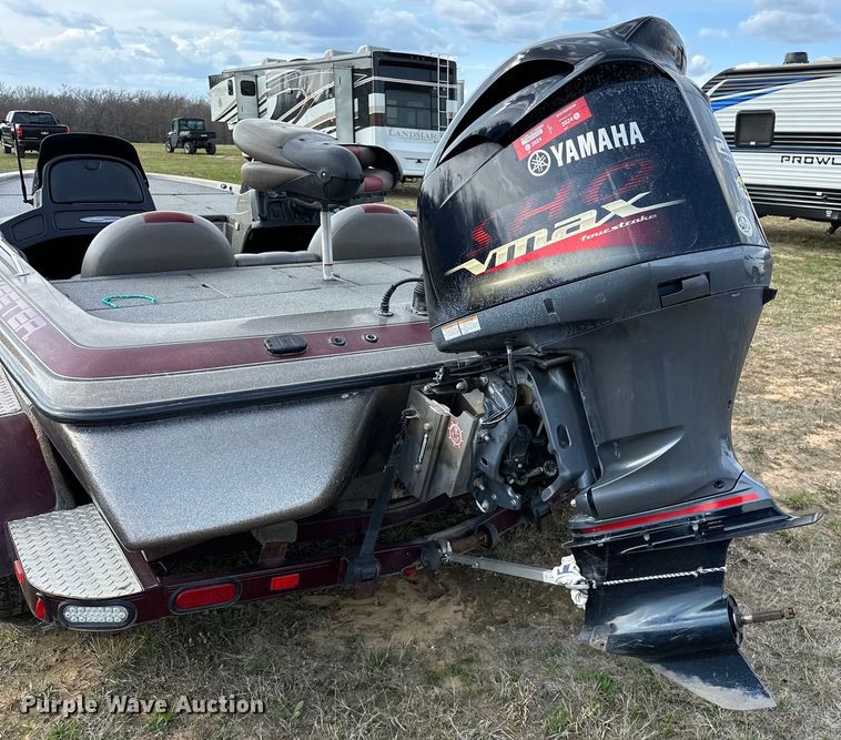 image for item OM9328 2004 Skeeter ZX250 boat