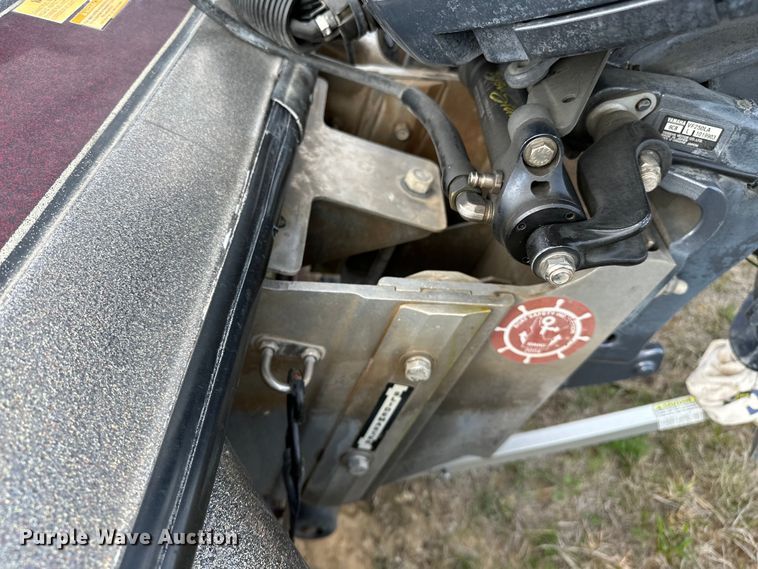 image for item OM9328 2004 Skeeter ZX250 boat