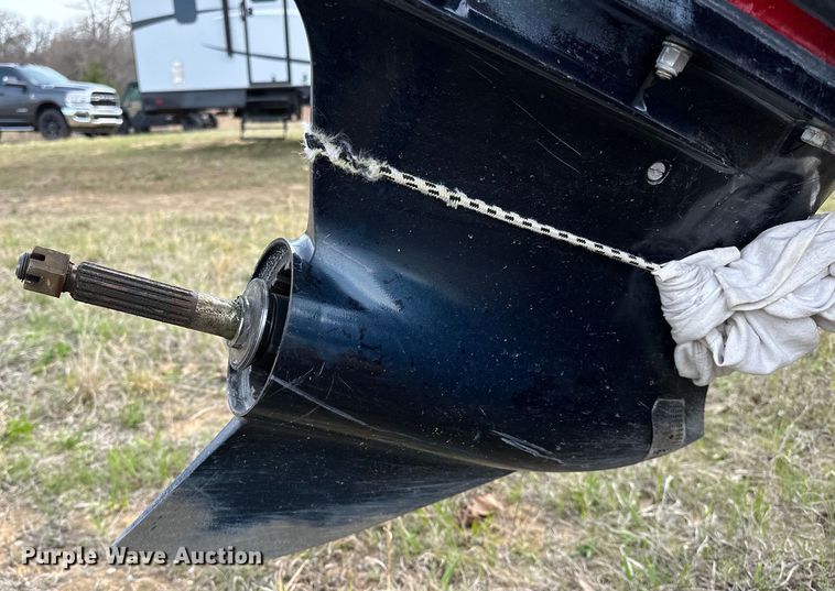 image for item OM9328 2004 Skeeter ZX250 boat