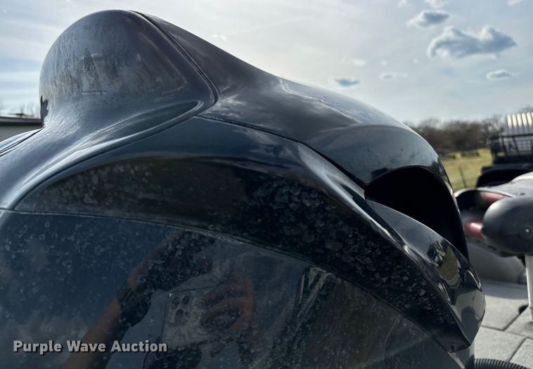 image for item OM9328 2004 Skeeter ZX250 boat