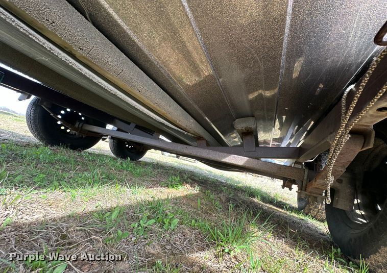 image for item OM9328 2004 Skeeter ZX250 boat