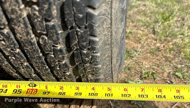 image for item OM9328 2004 Skeeter ZX250 boat