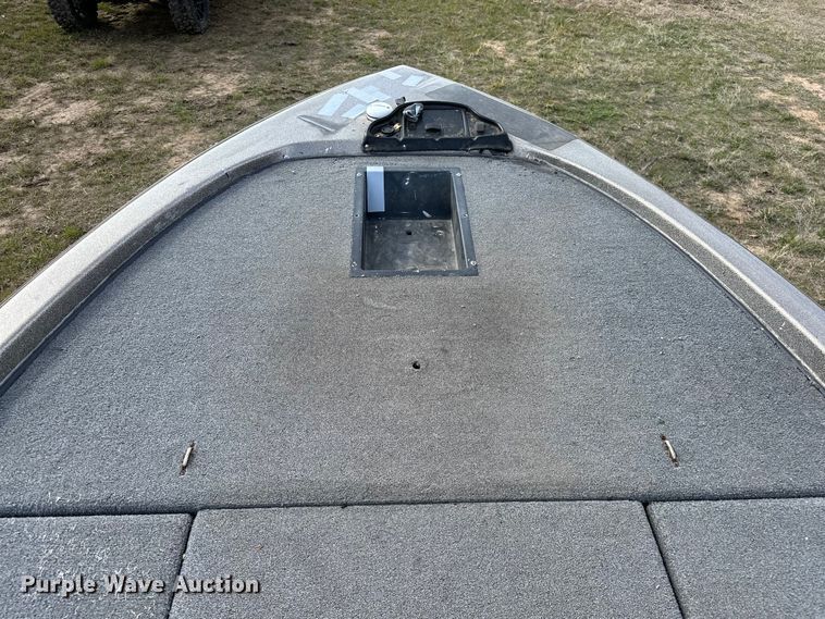 image for item OM9328 2004 Skeeter ZX250 boat