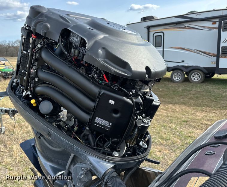 image for item OM9328 2004 Skeeter ZX250 boat