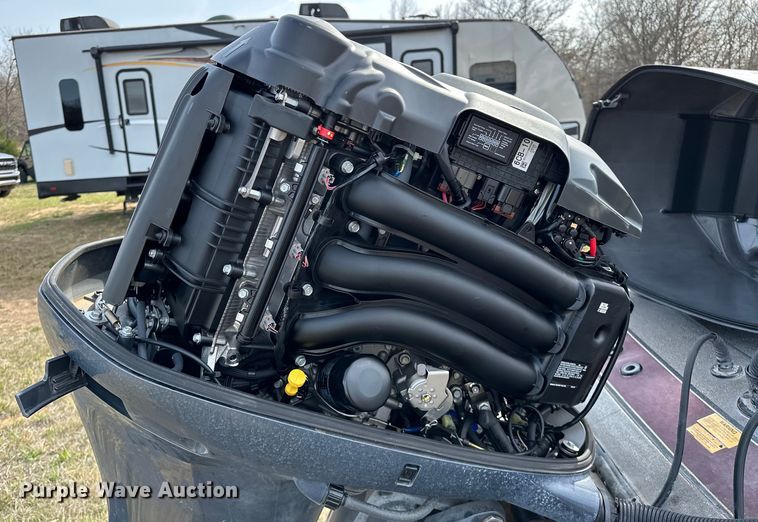 image for item OM9328 2004 Skeeter ZX250 boat