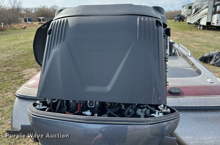 image for item OM9328 2004 Skeeter ZX250 boat