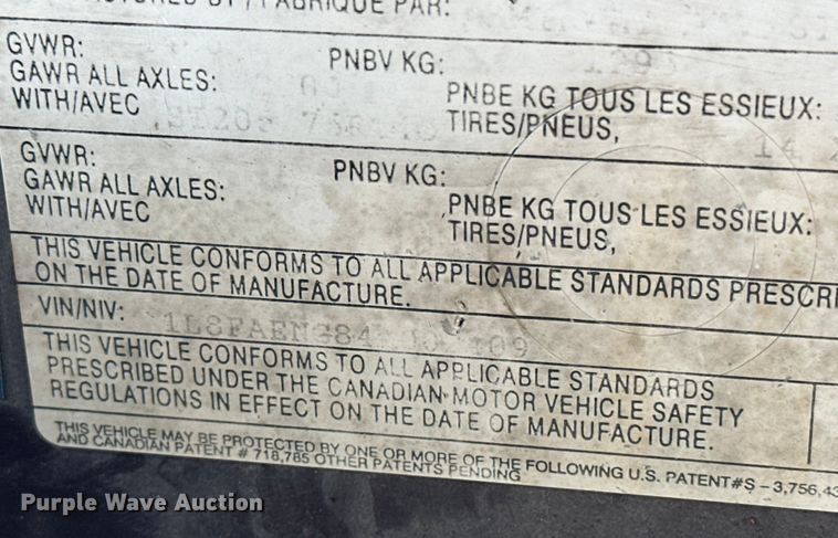 image for item OM9328 2004 Skeeter ZX250 boat