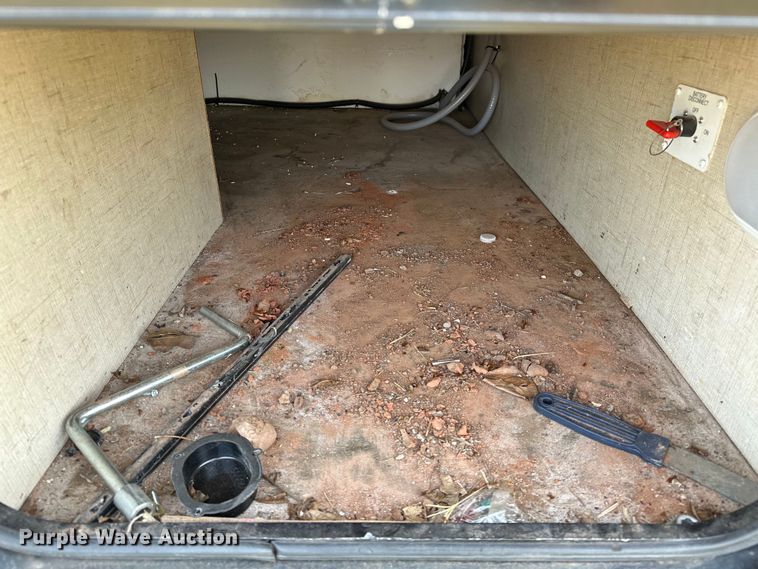 image for item OM9329 2016 KZRV MXT camper