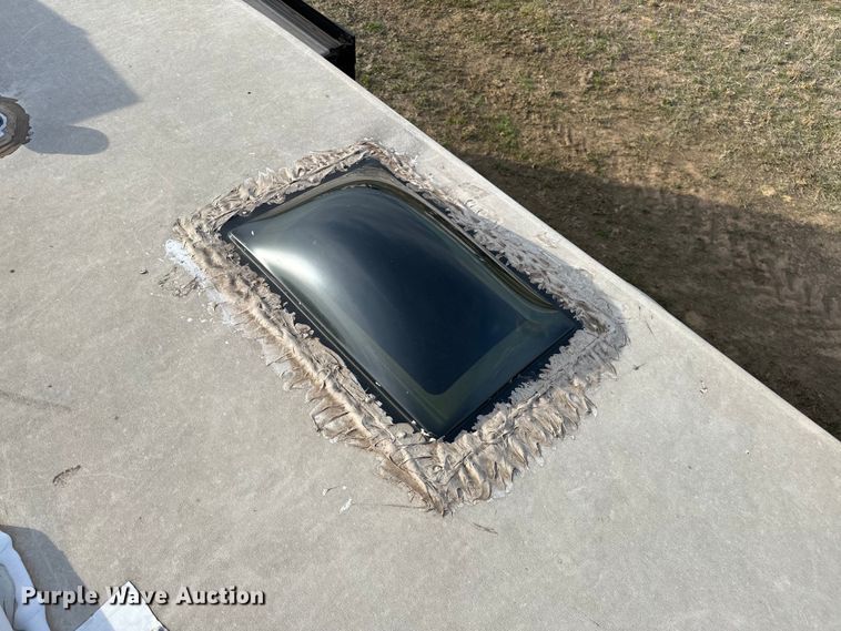 image for item OM9329 2016 KZRV MXT camper