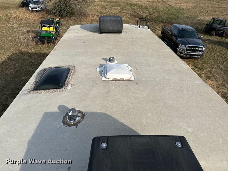 image for item OM9329 2016 KZRV MXT camper