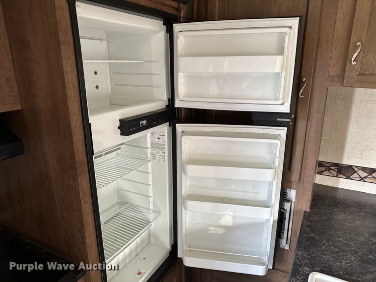 image for item OM9329 2016 KZRV MXT camper