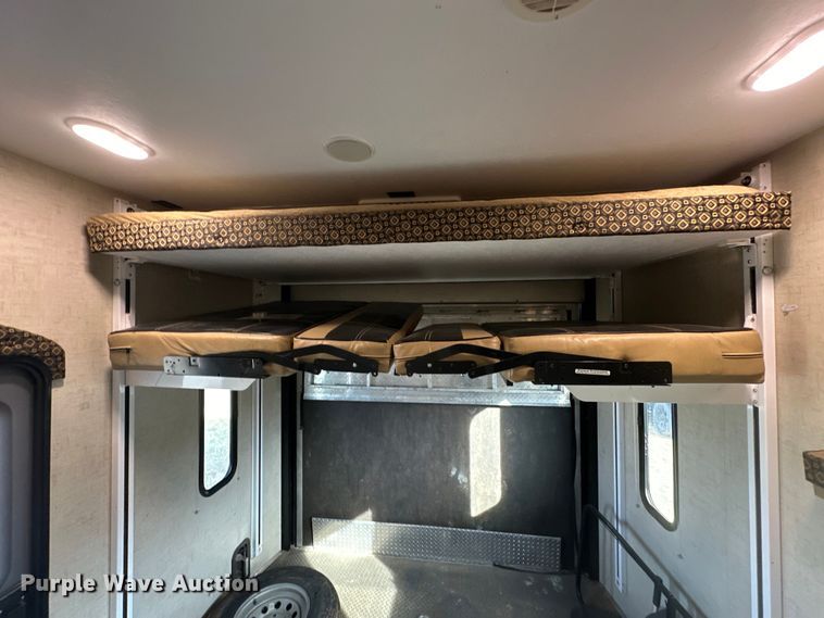 image for item OM9329 2016 KZRV MXT camper