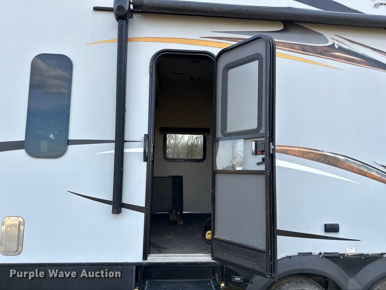 image for item OM9329 2016 KZRV MXT camper