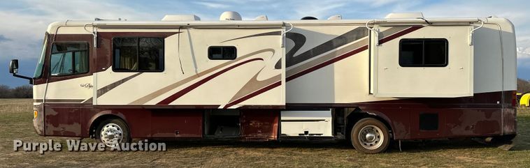 image for item OM9330 2000 Monaco  Diplomat Roadmaster R-2900 RV