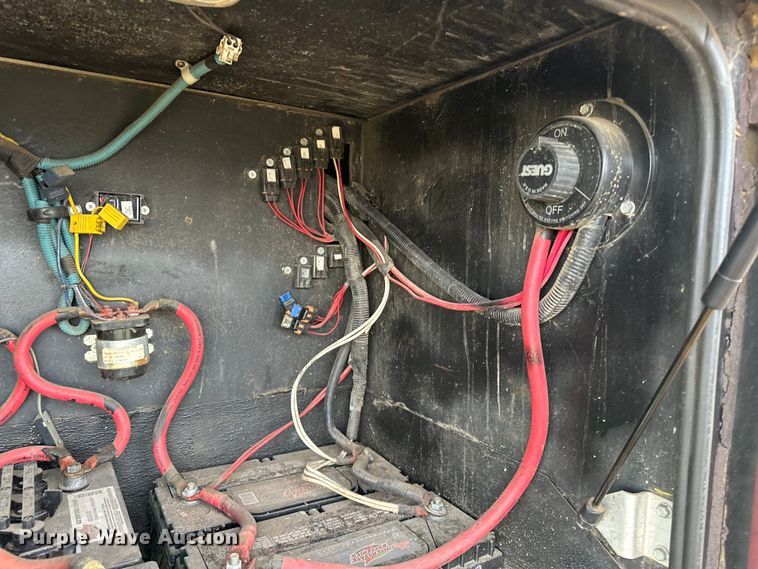 image for item OM9330 2000 Monaco  Diplomat Roadmaster R-2900 RV