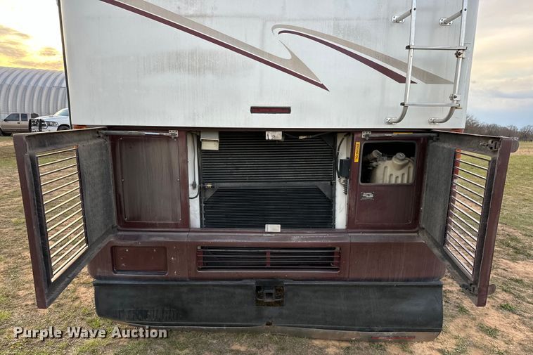 image for item OM9330 2000 Monaco  Diplomat Roadmaster R-2900 RV