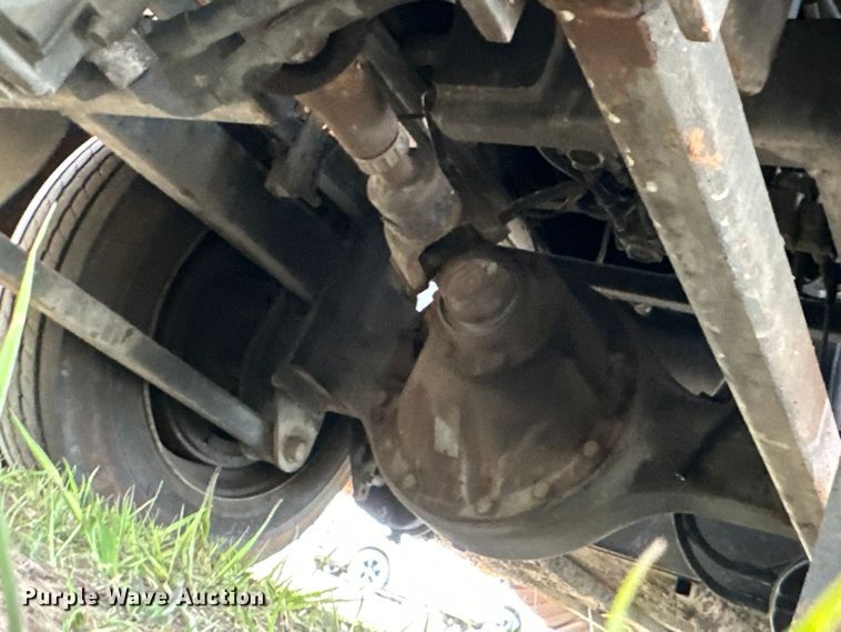 image for item OM9330 2000 Monaco  Diplomat Roadmaster R-2900 RV