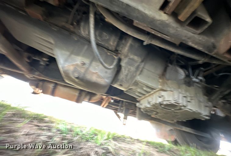 image for item OM9330 2000 Monaco  Diplomat Roadmaster R-2900 RV