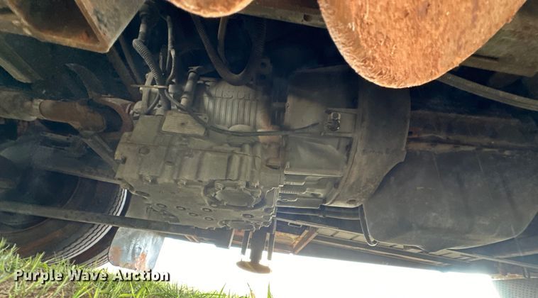 image for item OM9330 2000 Monaco  Diplomat Roadmaster R-2900 RV