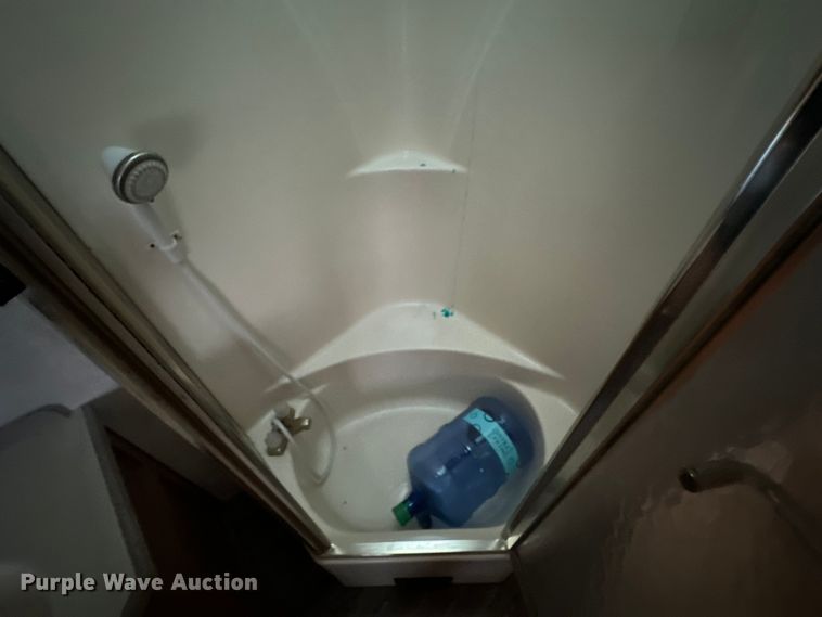 image for item OM9330 2000 Monaco  Diplomat Roadmaster R-2900 RV