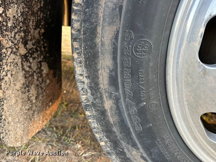 image for item OM9330 2000 Monaco  Diplomat Roadmaster R-2900 RV