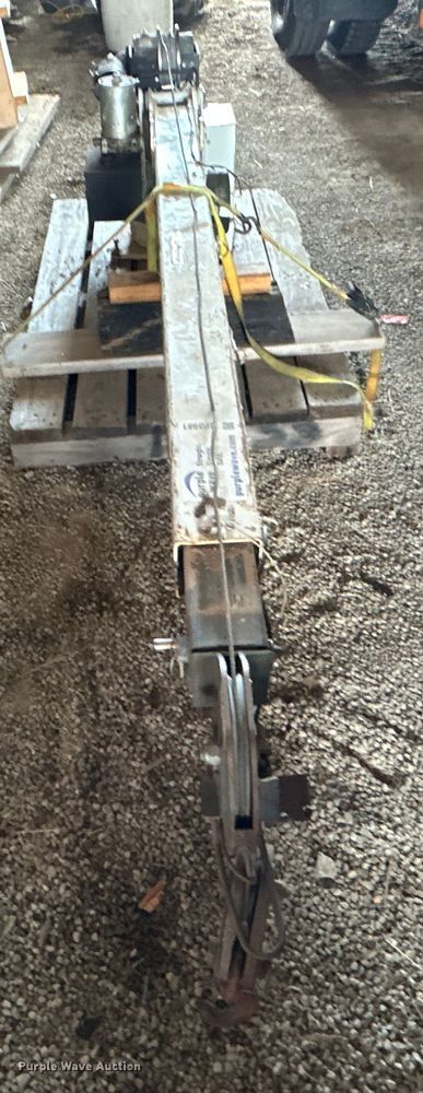 image for item OM9332 AutoCrane 3203 crane