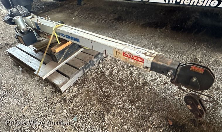 image for item OM9332 AutoCrane 3203 crane