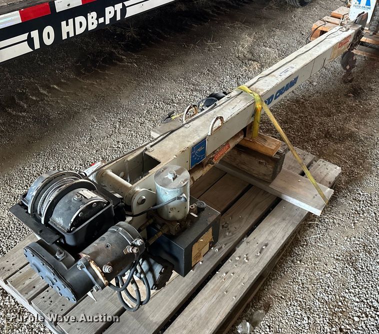 image for item OM9332 AutoCrane 3203 crane