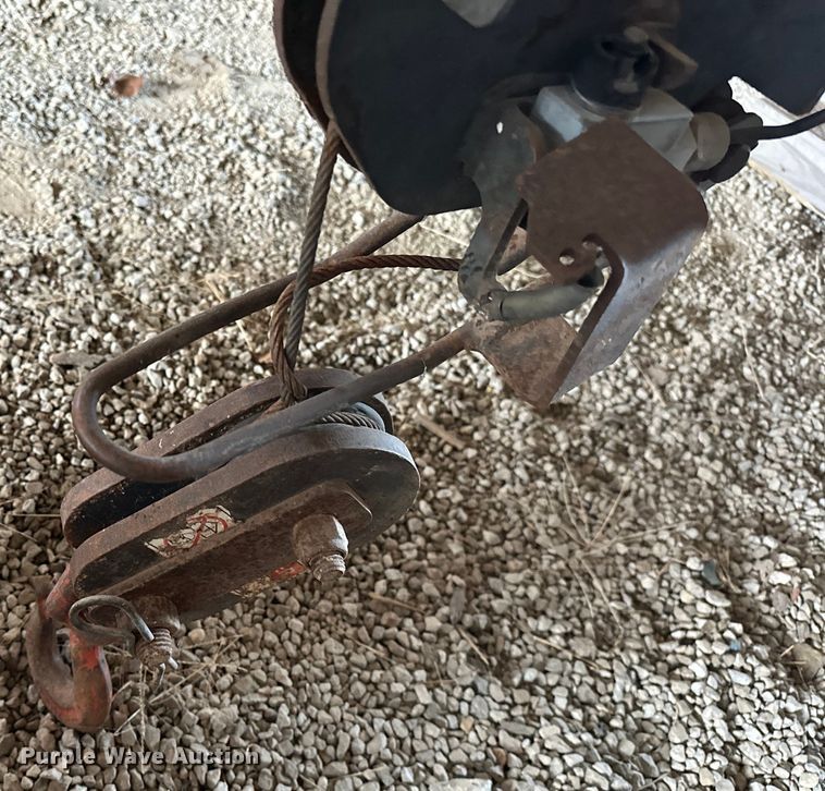 image for item OM9332 AutoCrane 3203 crane