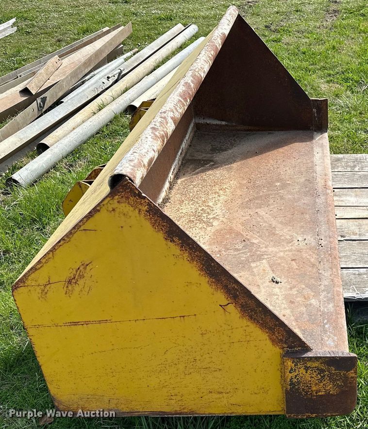 image for item OM9338 90