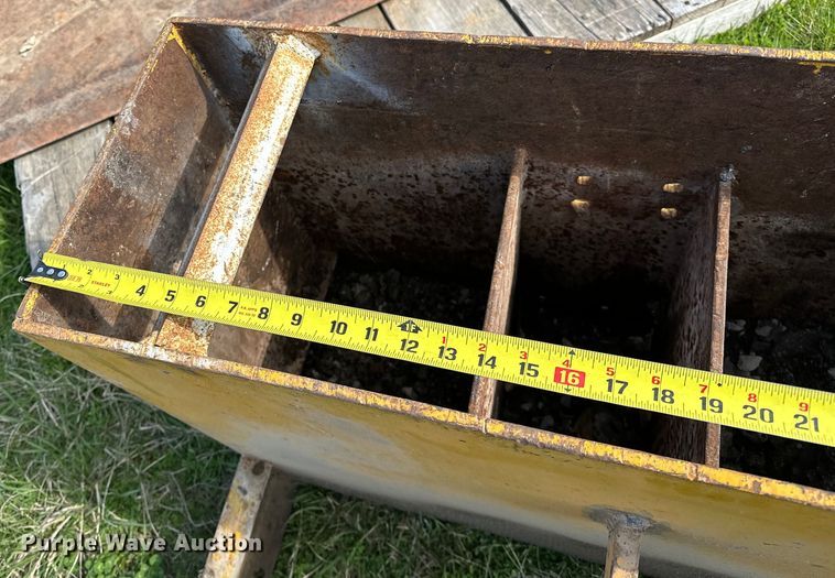 image for item OM9338 90