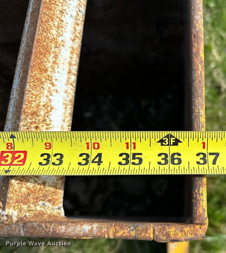 image for item OM9338 90