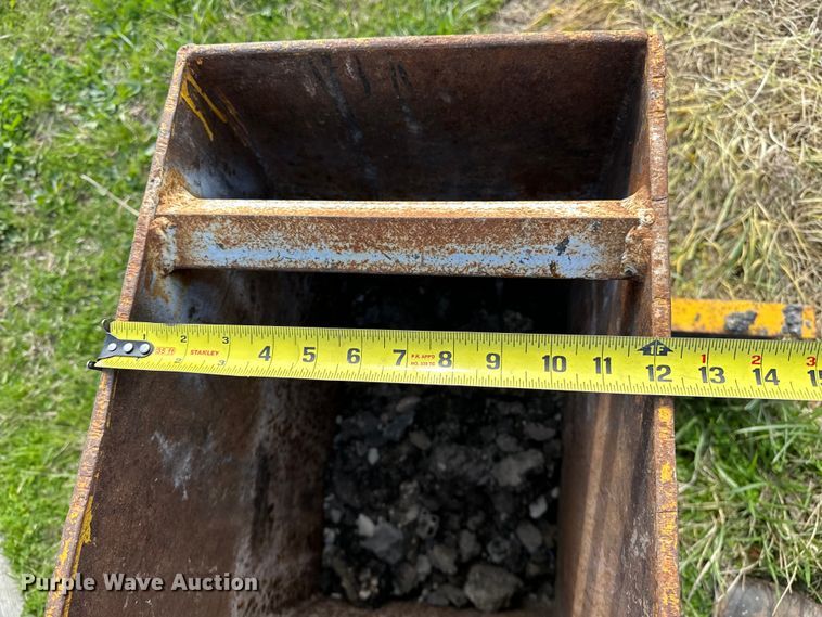 image for item OM9338 90