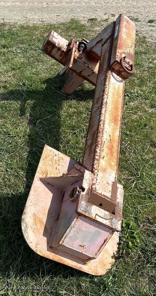 image for item OM9343 Fifth wheel pintle hitch attachment 