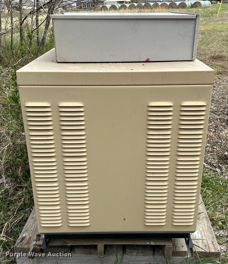 image for item OM9346 2008 Generac  QT02516ANSN generator