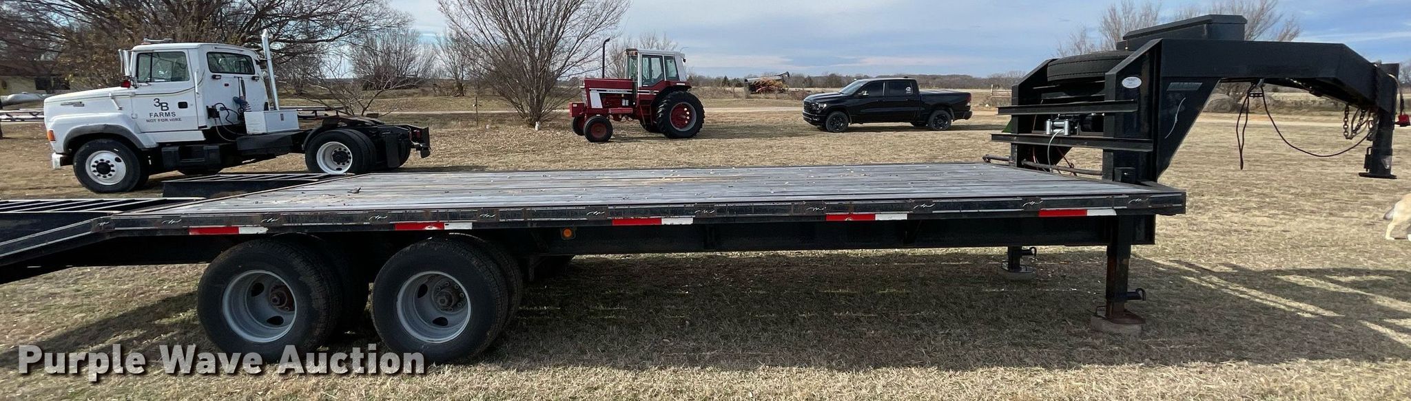 2002 Kearney equipment trailer in Elmore City, OK Item LV9222 for sale Purple Wave