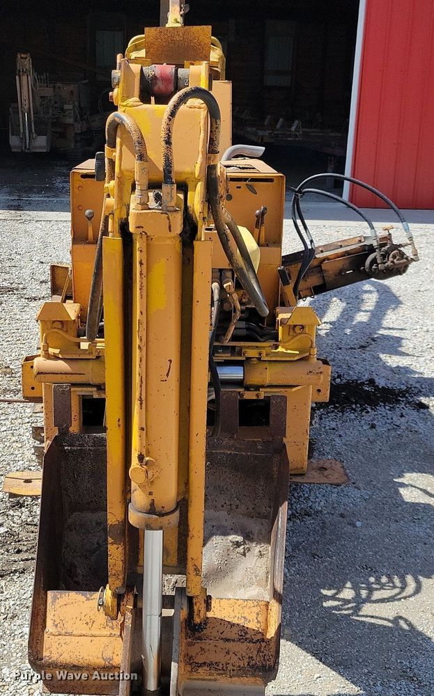 image for item DG0584 1976 Case TF700 trencher