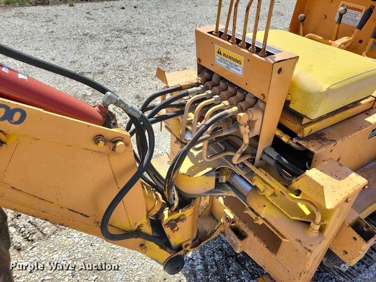 image for item DG0584 1976 Case TF700 trencher