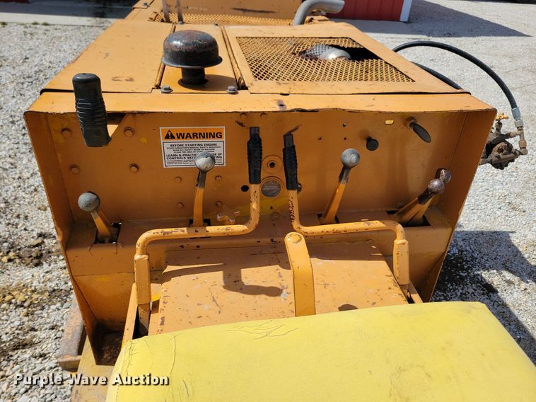 image for item DG0584 1976 Case TF700 trencher
