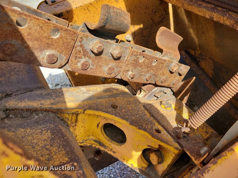 image for item DG0584 1976 Case TF700 trencher