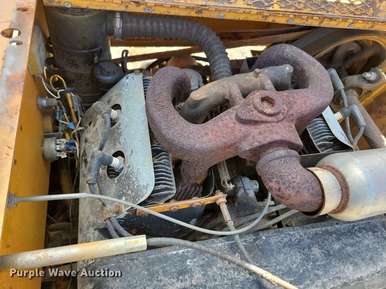 image for item DG0584 1976 Case TF700 trencher