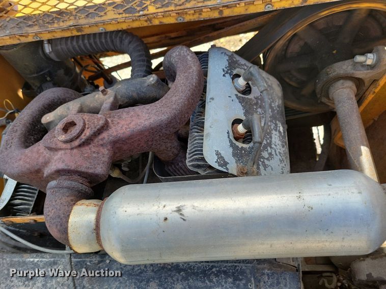 image for item DG0584 1976 Case TF700 trencher