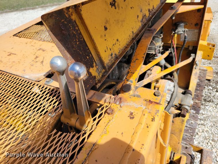 image for item DG0584 1976 Case TF700 trencher