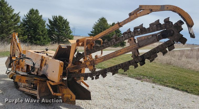 image for item DG0585 Case TF700 trencher
