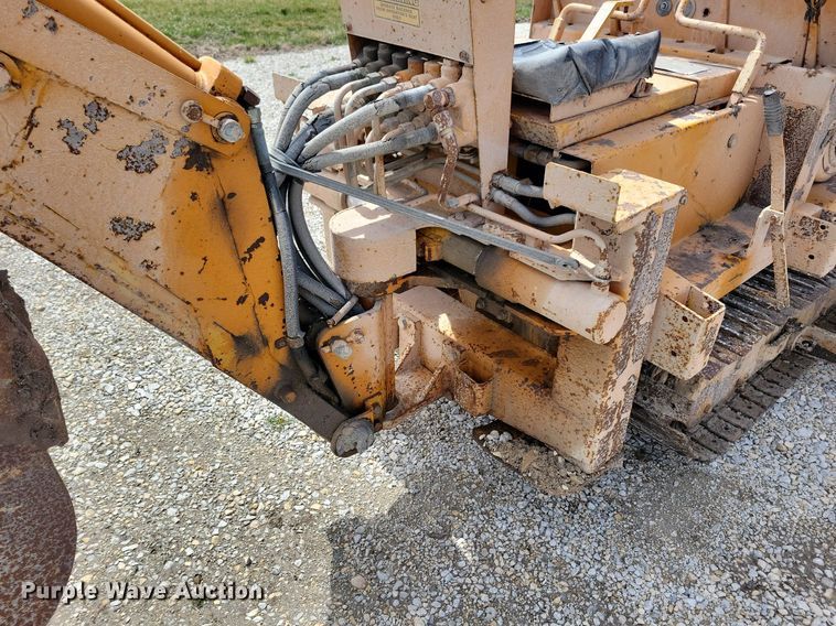 image for item DG0585 Case TF700 trencher