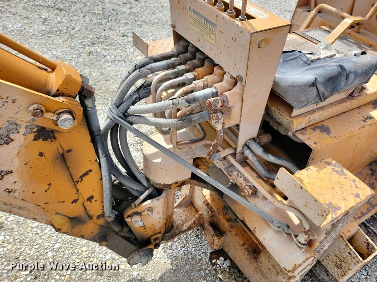 image for item DG0585 Case TF700 trencher