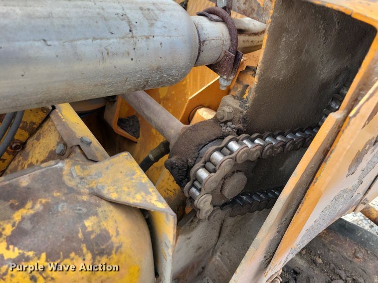 image for item DG0585 Case TF700 trencher