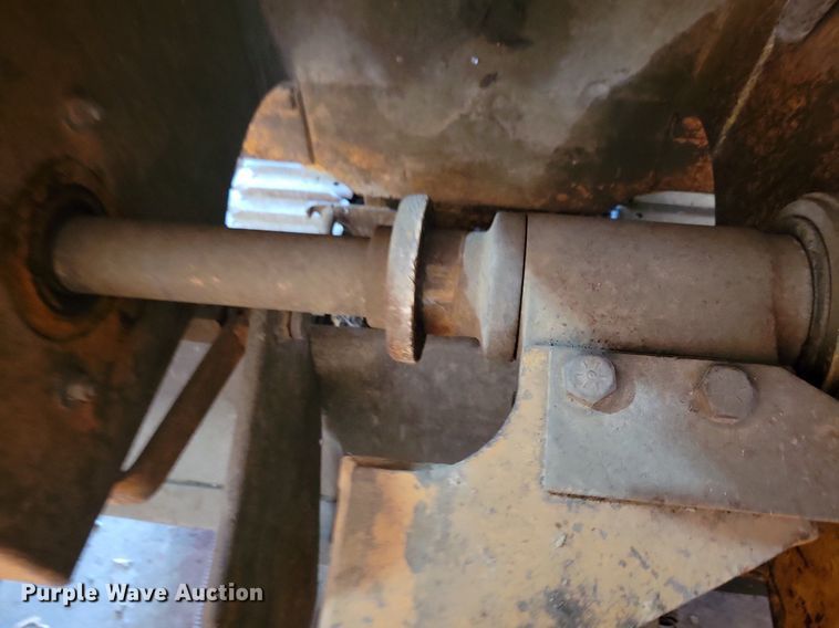 image for item DG0586 Case TF700 trencher